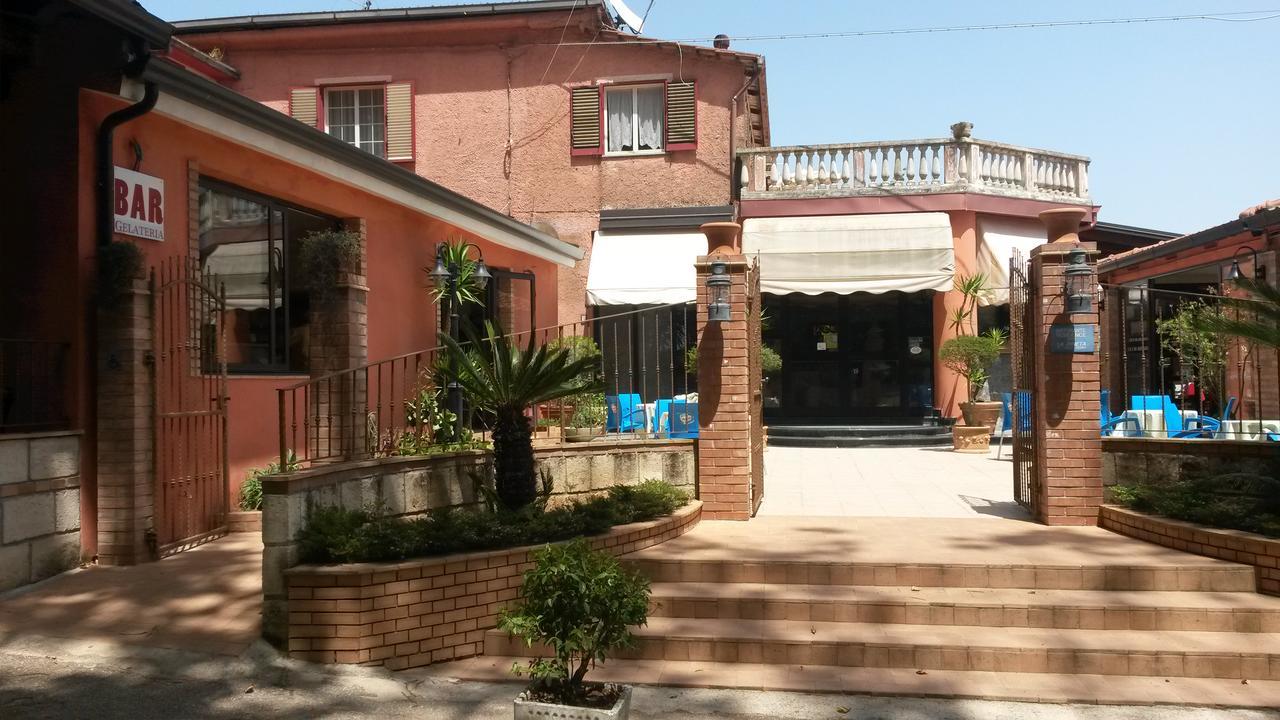 Hotel La Pineta Joppolo Экстерьер фото