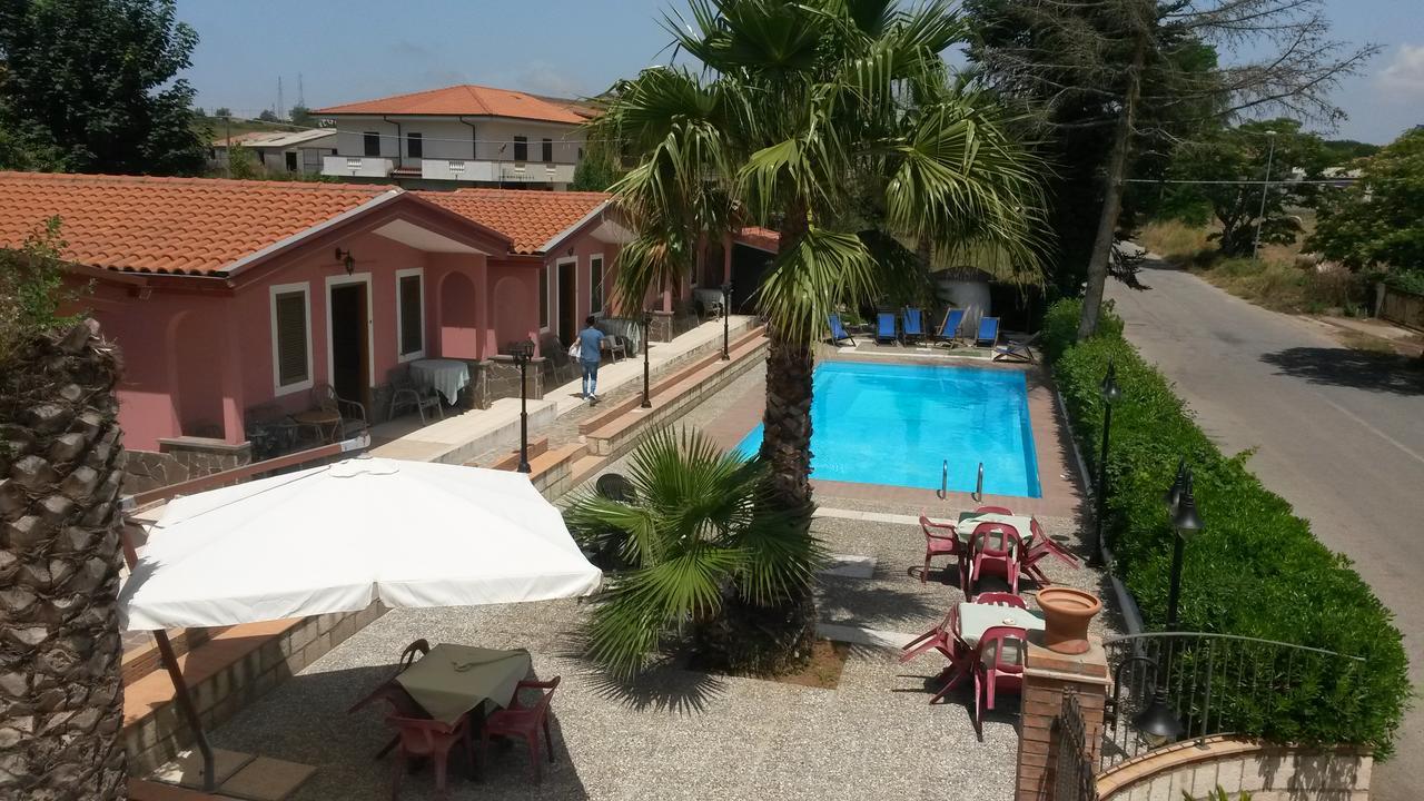 Hotel La Pineta Joppolo Экстерьер фото