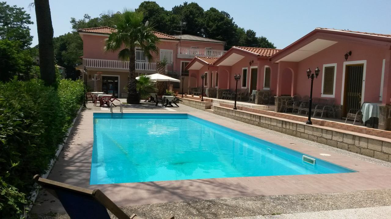 Hotel La Pineta Joppolo Экстерьер фото